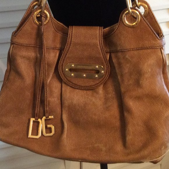 Auth. Dolce & Gabbana Camel Leather Shoulder Bag - Picture 2 of 15